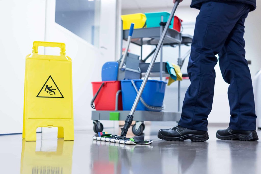 office-cleaning-service-1024x685 (2)